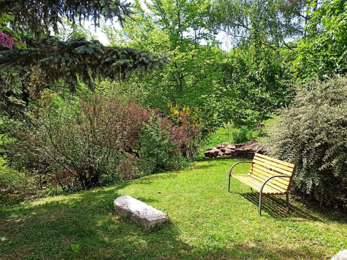 Les Apparts Du Vignal De Cheyrac Polignac (Haute-Loire) Exterior foto